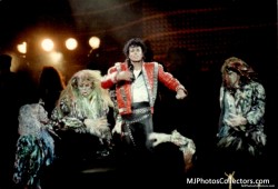 BAD WORLD TOUR  E79935232525080