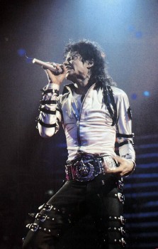 BAD TOUR VARIOUS  9f8191232552404