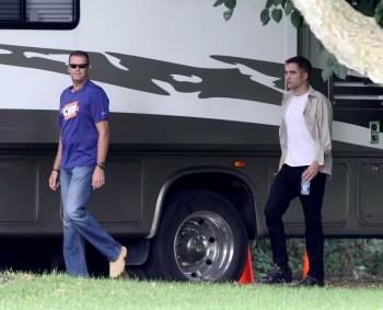 23 Julio - Nuevas imágenes HQ de Robert en el set de MTTS, ayer!!! (22 Julio) 8ef25a266730588