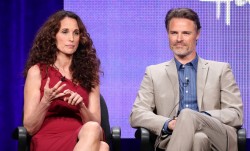 Andie MacDowell  70afd1267065465