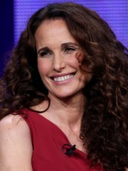 Andie MacDowell  F29ae3267065406