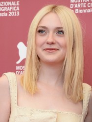 Dakota Fanning  6369fa273448145