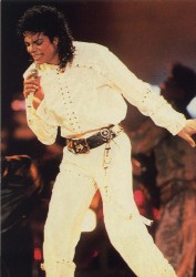 BAD WORLD TOUR  387cb9232527134