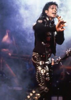 BAD WORLD TOUR  A844fc232529394