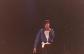 BAD WORLD TOUR  3f3470232533904