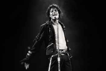 BAD WORLD TOUR  9ae199232533051