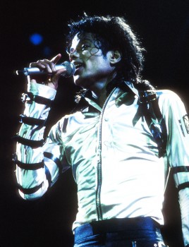 BAD TOUR VARIOUS  37bfb1232549838