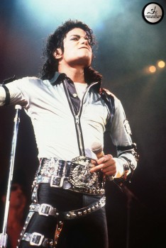 BAD TOUR VARIOUS  10693f232550146