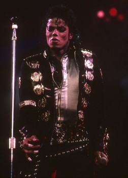 BAD TOUR VARIOUS  Ae457d232550868