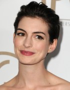 Anne Hathaway E28289234222737