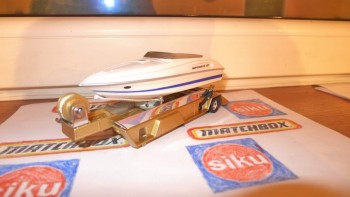 Matchbox Super Kings K-27 Power Boat & Transporter VN MIB 1977 - Page 2 Ac5e45245980344