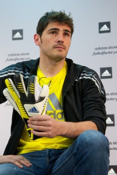 Iker Casillas , su novio - Página 12 9b2033250878985