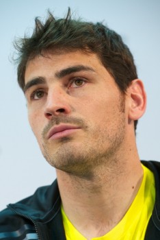 Iker Casillas , su novio - Página 12 E36e50250878993