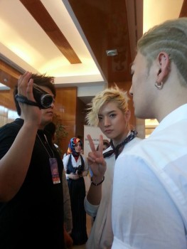 [PICS] 130629 NU'EST entrevista + mini show na Turquia (Turkey) 314352263500762