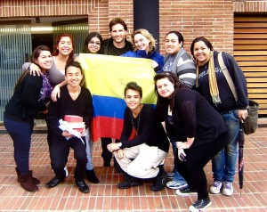 Fotos de Peter Facinelli con fans en el set Gallows Hill (COLOMBIA) 800ac1212053967