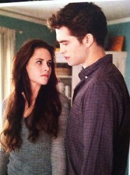 1 Octubre - Scans HQ/LQ: Nuevas Imágenes de Breaking Dawn Part 2 en “US Weekly”!!! (CONTIENEN SPOILERS) F3922c212966115