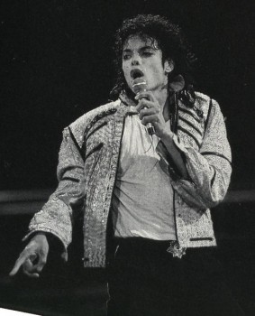 BAD WORLD TOUR  2849af232520259