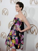 Anne Hathaway 3188bf234224127