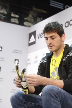 Iker Casillas , su novio - Página 12 9faea9250878810