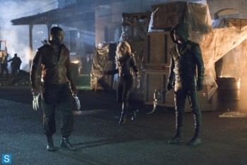 Photos Promo et BTS  Arrow - Page 2 C6ecb8279446036