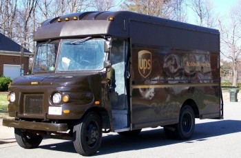 UPS truck reklamowy 3c506a217113010