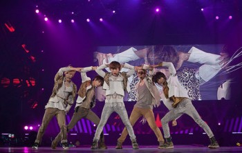  [News] SHINee mostra muito amor  no concerto de Cingapura 82c73c225103363