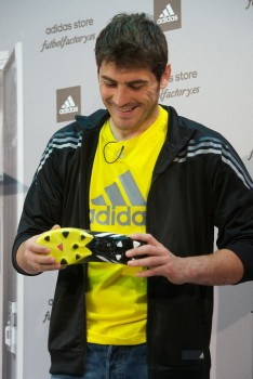 Iker Casillas , su novio - Página 12 6edaea250878989