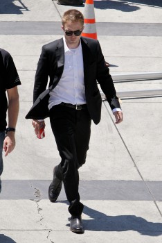 18 Agosto - Nuevas imágenes HQ de Rob en el set de "Map to the Stars" en LA!!! (17 Agosto) 9d7af2271041377