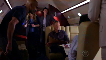 Criminal Minds : Beyond Borders Crossover CM S10e19 - Pilot C63bf1406036007