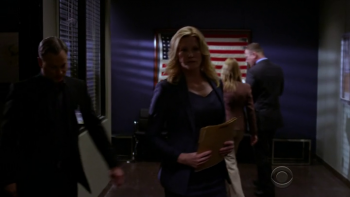 Criminal Minds : Beyond Borders Crossover CM S10e19 - Pilot Da8c1a406033932