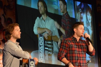 J2 Gold panel #DallasCon E0fd74436423724