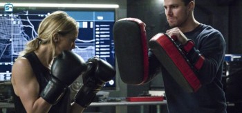 Photos Promo et BTS  Arrow - Page 4 B08c83461477767