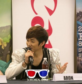 [PICS] Aron na Conferência do Shout Awards Cfbc21223228770