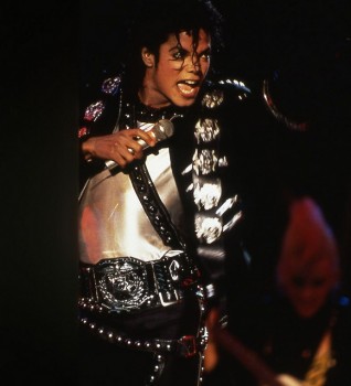 BAD WORLD TOUR  3cc561232529387