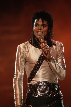 BAD WORLD TOUR  B24a15232529511