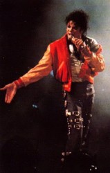 BAD WORLD TOUR  B4f6ec232524860