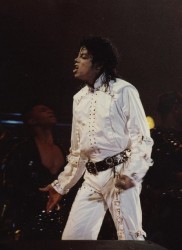 BAD WORLD TOUR  Bce139232526949