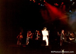 BAD WORLD TOUR  Cd2e72232527658