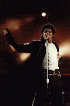 BAD WORLD TOUR  426121232532886