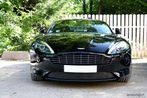 10 Aston Martin dans le Chablisien (89) A0c4a3258144936