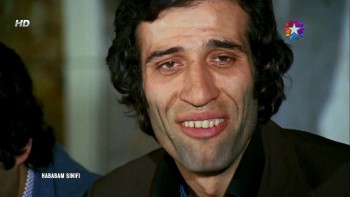 Hababam Sınıfı (1975) (720p HDTVRip XviD) (Restorasyonlu Ver.) Yerli Film Tek Link İndir D66b2b264247185