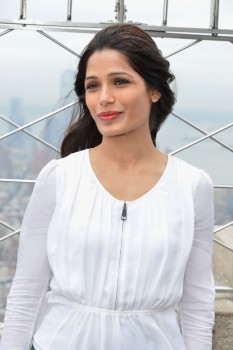 Freida Pinto 470bef281214298