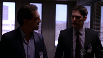 Criminal Minds : Beyond Borders Crossover CM S10e19 - Pilot 04125c406032982