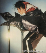 BAD WORLD TOUR  Ae0266232521300