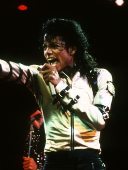 BAD TOUR VARIOUS  806fdb232549973