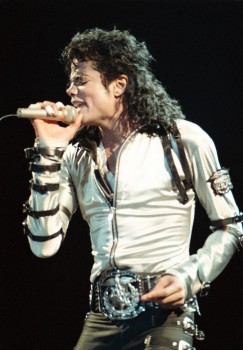 BAD TOUR VARIOUS  25eb64232551003