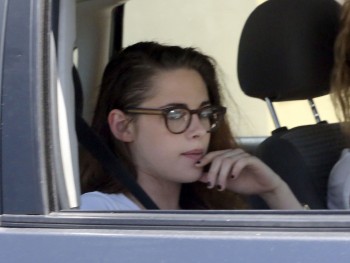 Kristen Stewart - Imagenes/Videos de Paparazzi / Estudio/ Eventos etc. - Página 31 Cdbf34255553410