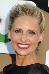  Sarah Michelle Gellar  Db46d6268834282