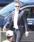 18 Agosto - Nuevas imágenes HQ de Rob en el set de "Map to the Stars" en LA!!! (17 Agosto) 4bcea7271039813