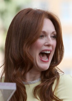 Julianne Moore  Dfc979279662286